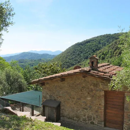 Castagneto By Interhome Loppeglia